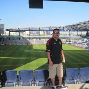 Meet your Posher, Ernesto